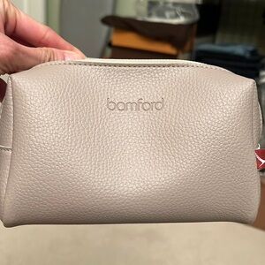 4 Cosmetic Bag Business Class Amenity bag